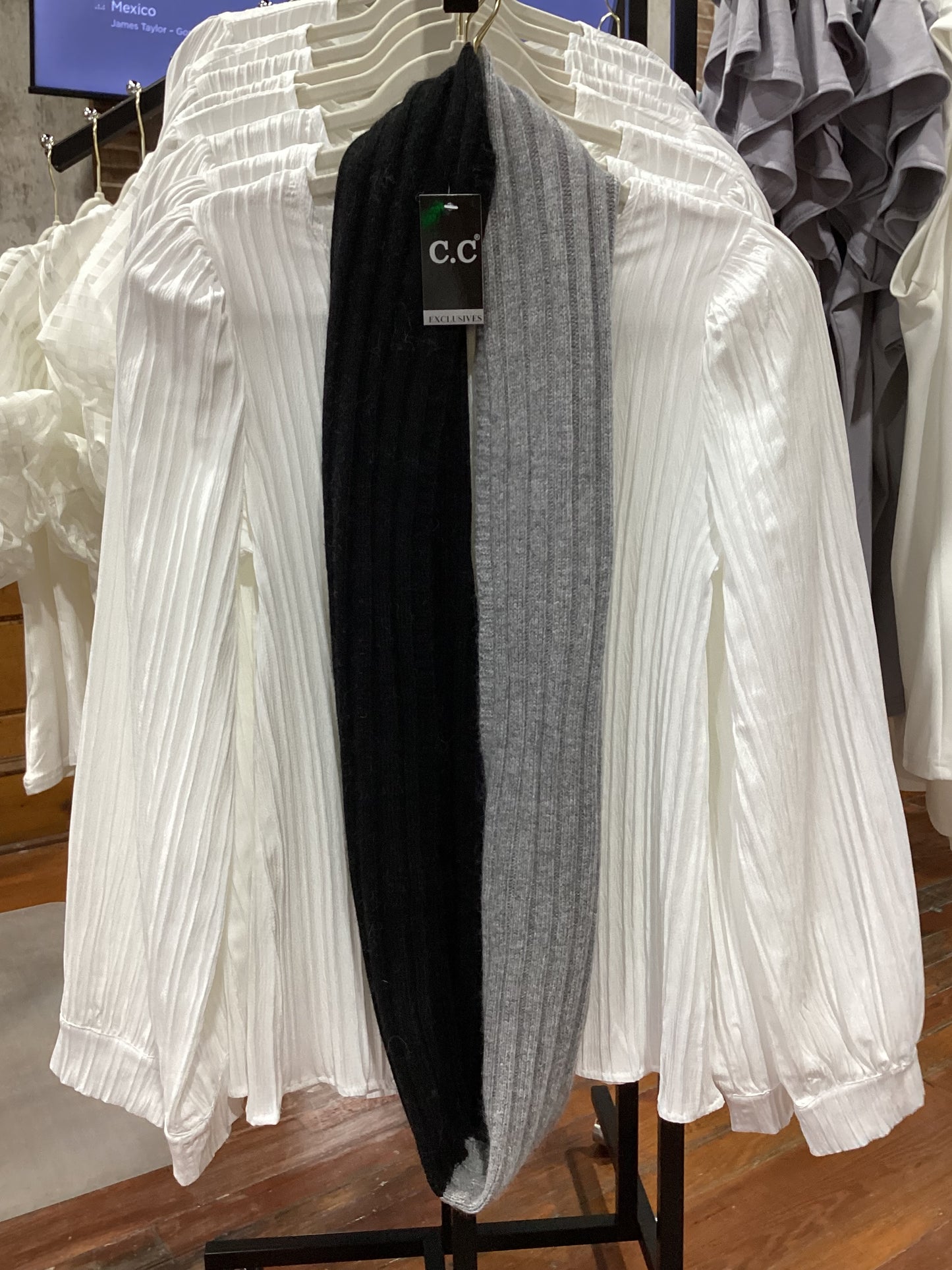 CC Two-Toned Ribbed Knit Infinity Scarf