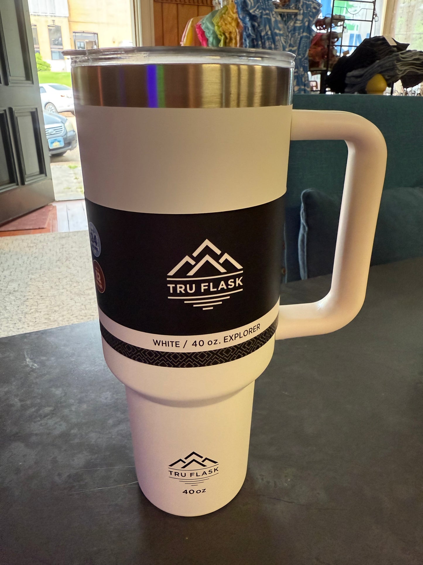 Tru Flask 40 oz Tumbler with Handle (Straw Included)