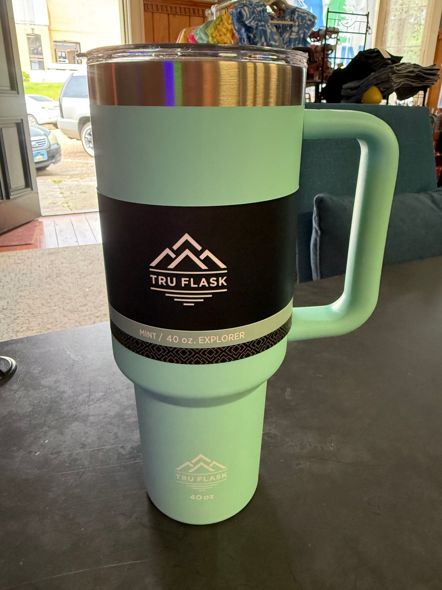 Tru Flask 40 oz Tumbler with Handle (Straw Included)